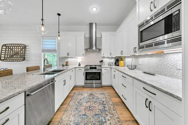 $2,050,000 | 111 Hammock Lane, Santa Rosa Beach, FL 32459