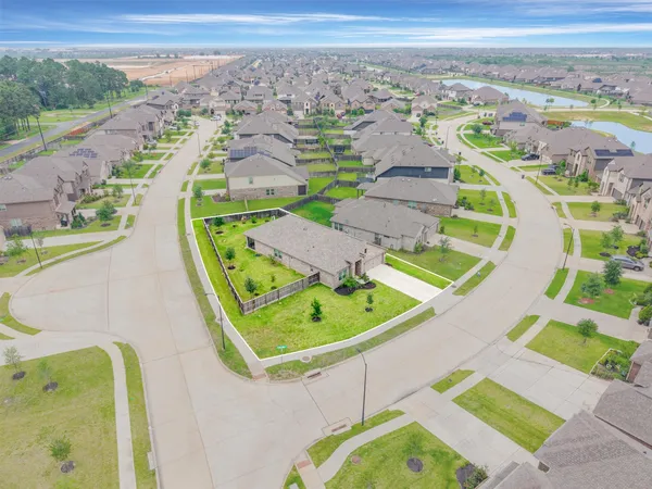 $2,650 | 6303 Cambrai Wood Lane, Katy, TX 77493