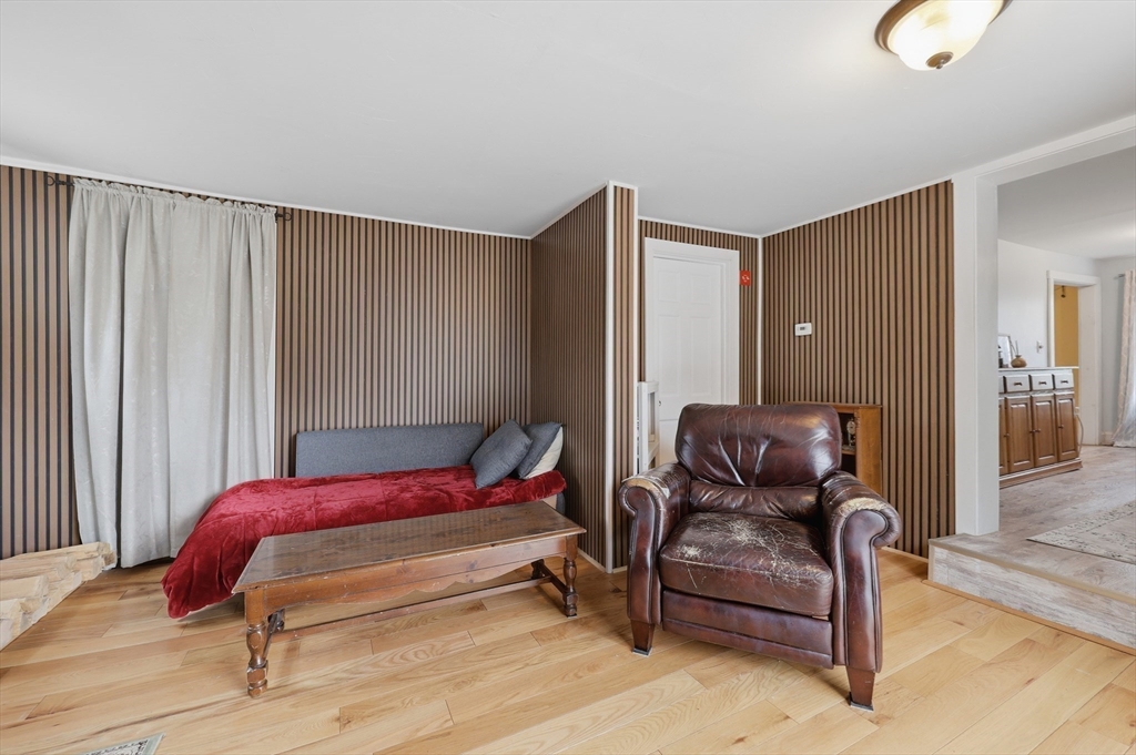 8 Stones Corner Road Berlin, MA 01503 - Photo 15 of 33