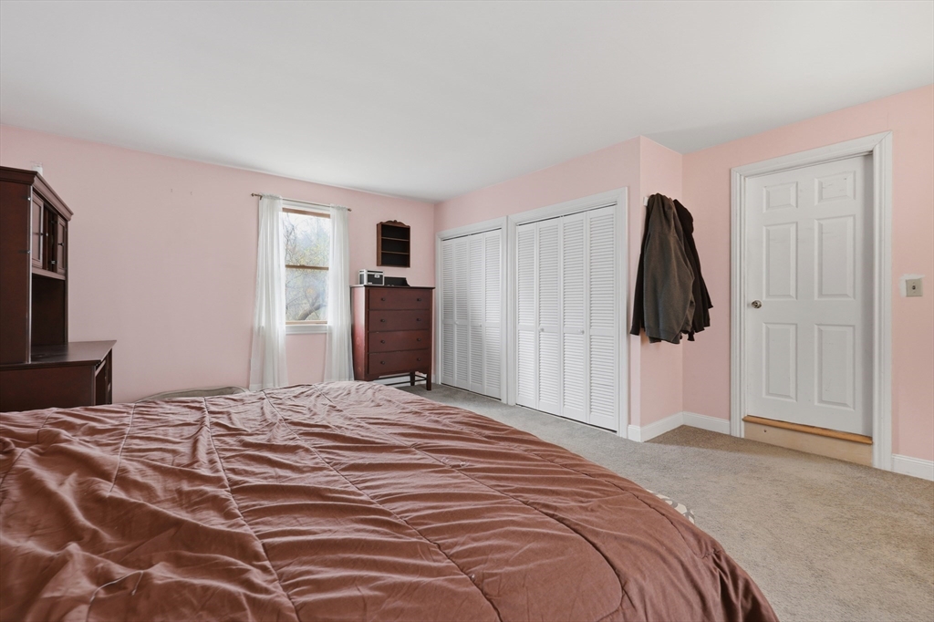 8 Stones Corner Road Berlin, MA 01503 - Photo 27 of 33