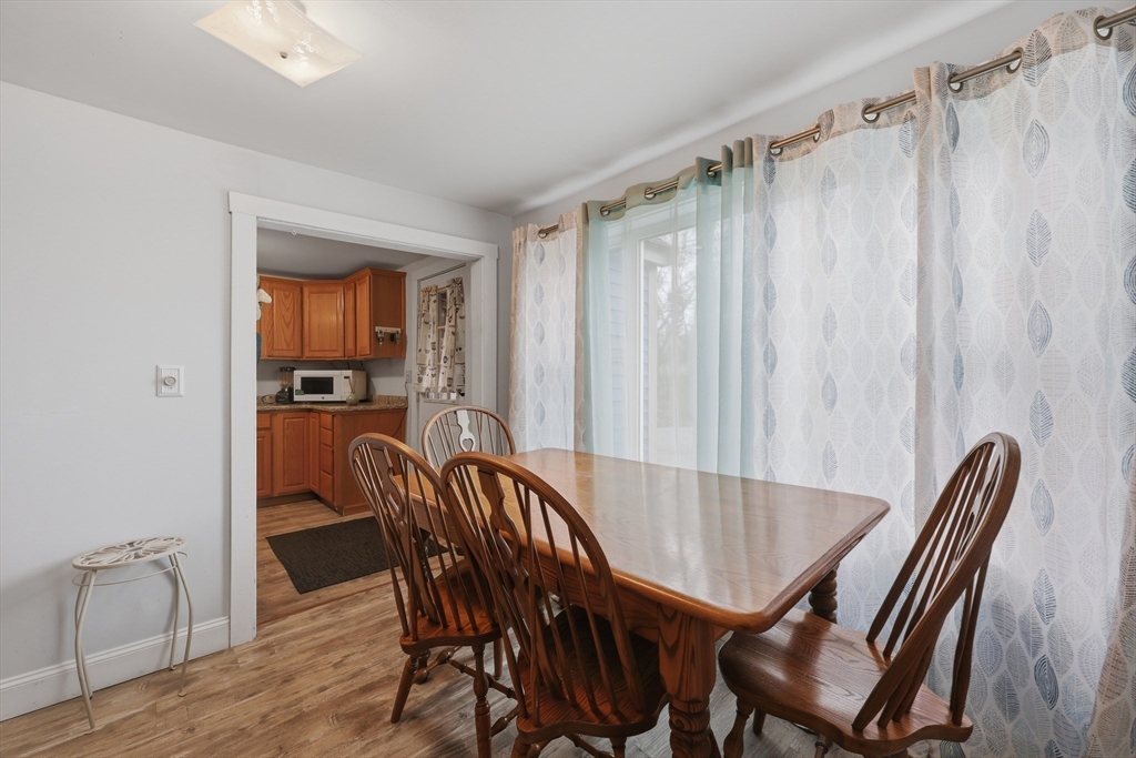 8 Stones Corner Road Berlin, MA 01503 - Photo 10 of 33