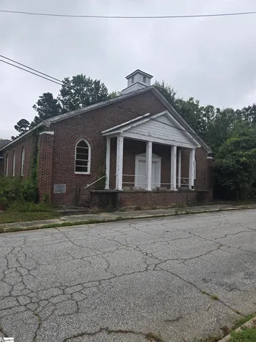 $185,000 | 110 North Owens Street, Clinton, SC 29325