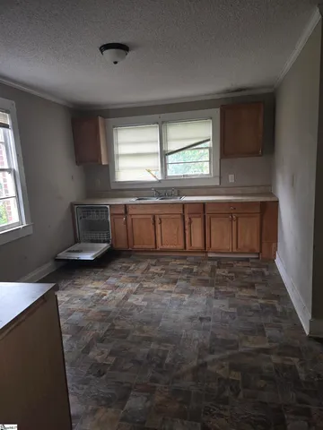 $185,000 | 110 North Owens Street, Clinton, SC 29325