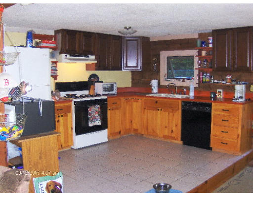 535 Gulf Road Northfield, MA 01360 - Photo 5 of 9 Gallery Image 5
