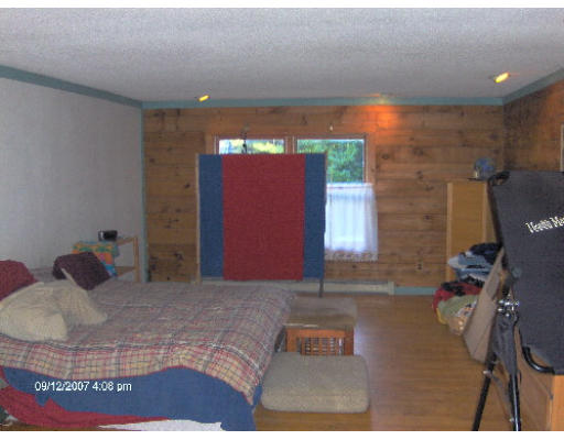 535 Gulf Road Northfield, MA 01360 - Photo 7 of 9 Gallery Image 7