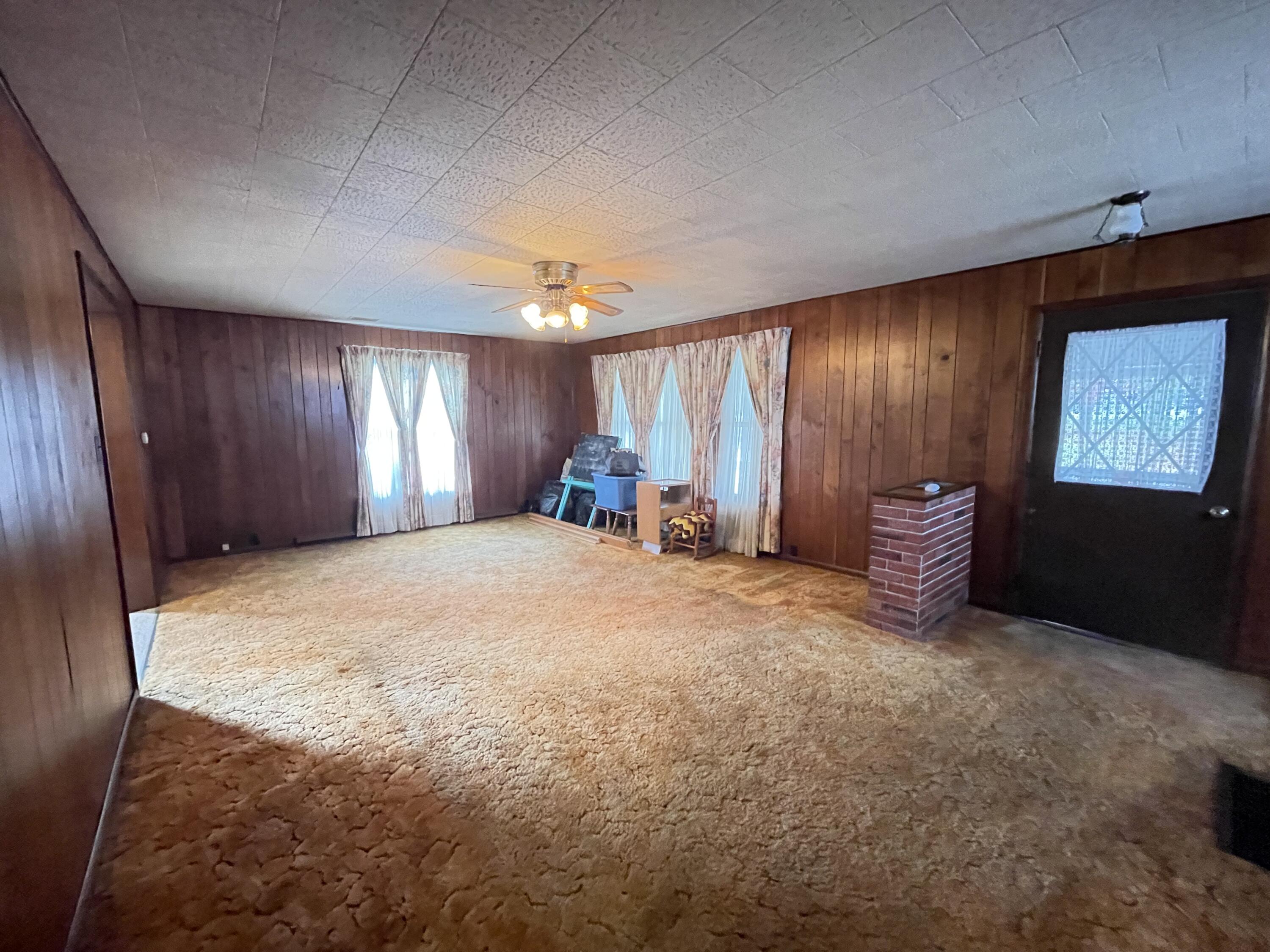 402 North State Line Road Union City, OH 45390 - Photo 7 of 29