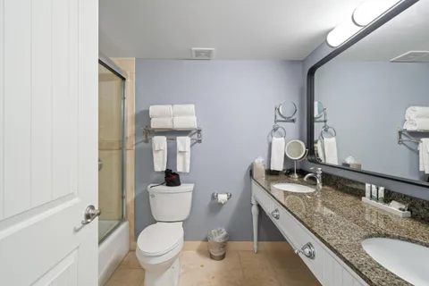$129,900 | 269 Fontana Boulevard, Unit 1719, Fontana, WI 53125