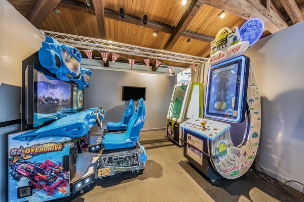 $134,900 | 269 Fontana Boulevard, Unit 1719, Fontana, WI 53125