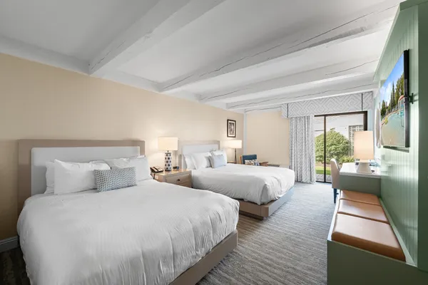 $134,900 | 269 Fontana Boulevard, Unit 1719, Fontana, WI 53125