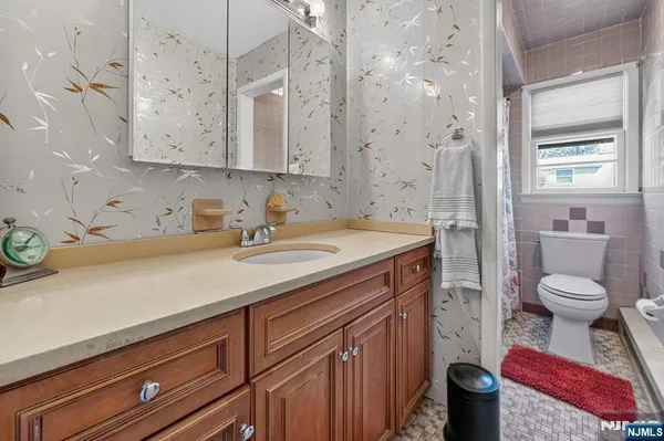 $980,000 | 119 Dean Street, Harrington Park, NJ 07640