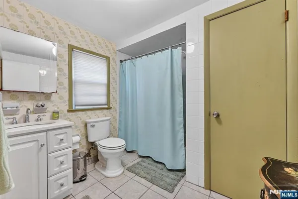 $980,000 | 119 Dean Street, Harrington Park, NJ 07640