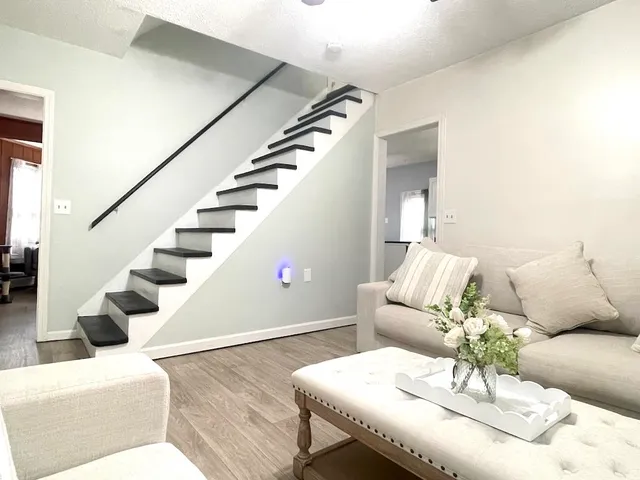 $325,000 | 98 Monadnock Street, Troy, NH 03465