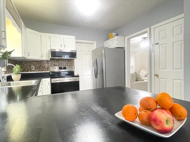 $325,000 | 98 Monadnock Street, Troy, NH 03465