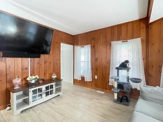 $325,000 | 98 Monadnock Street, Troy, NH 03465