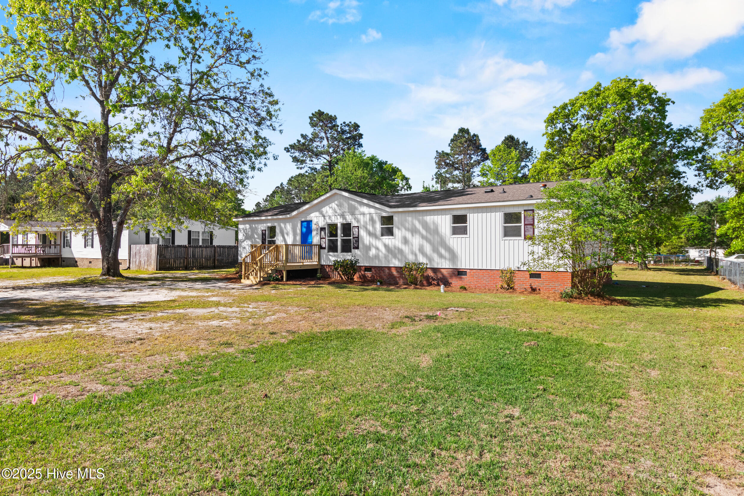 2_front exterior