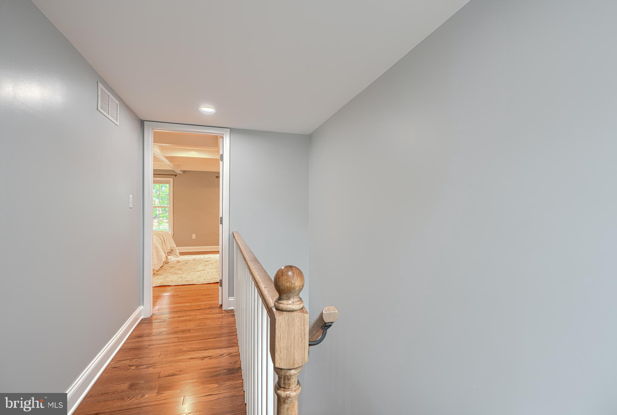 3540 Roland Avenue Baltimore, MD 21211 - Photo 32 of 51 Hall