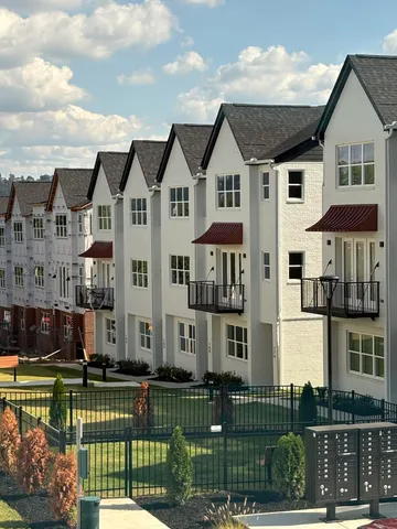 $2,395 | 715 Bespoke Way, Chattanooga, TN 37403