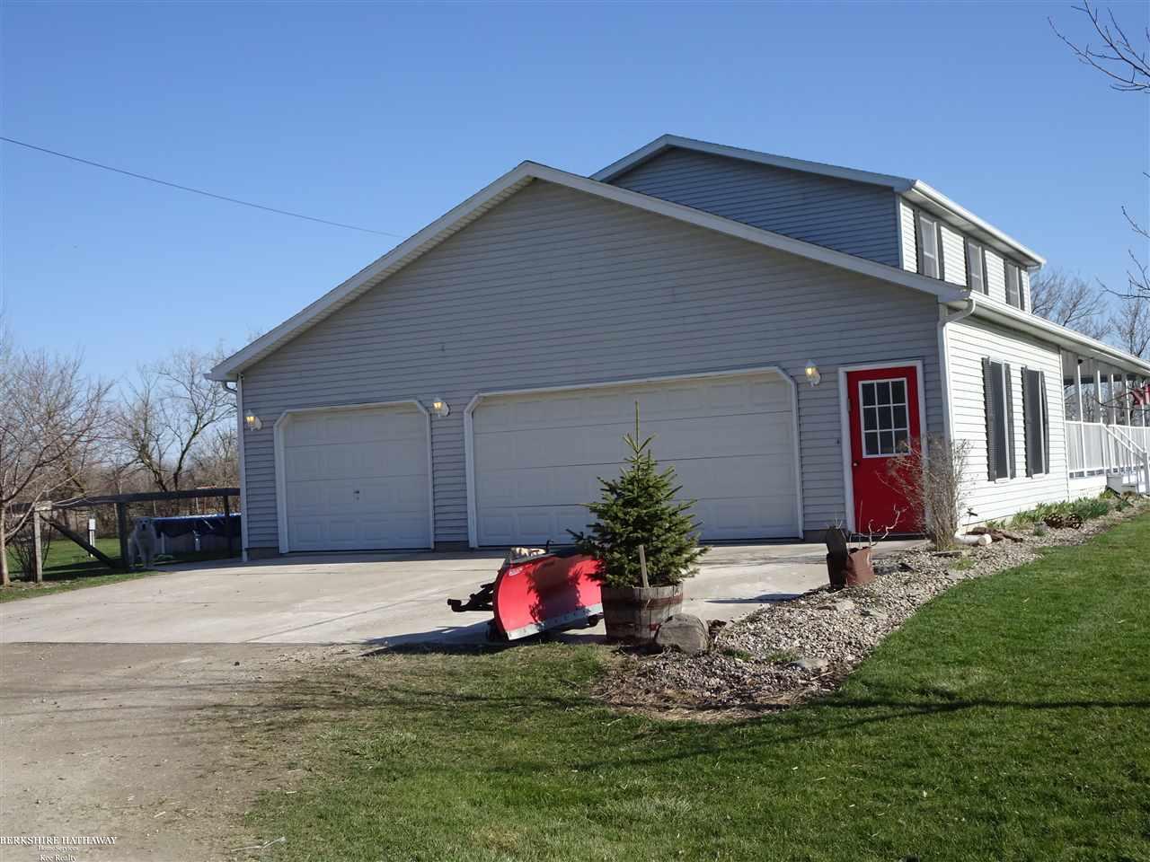 3770 Miller Road Emmett, MI 48022 - Photo 2 of 45 31345997-1.JPG