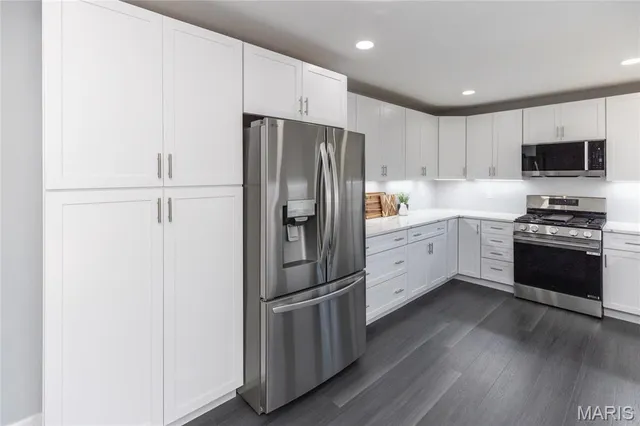 $399,999 | 2766 Chalet Hill Drive, St. Louis, MO 63129