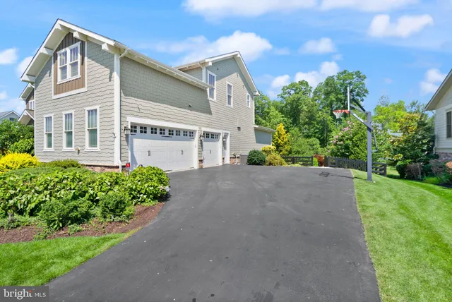 $2,599,000 | 23055 Welbourne Walk Court, Ashburn, VA 20148