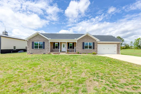 $489,900 | 106 Blaine Lane, Summertown, TN 38483