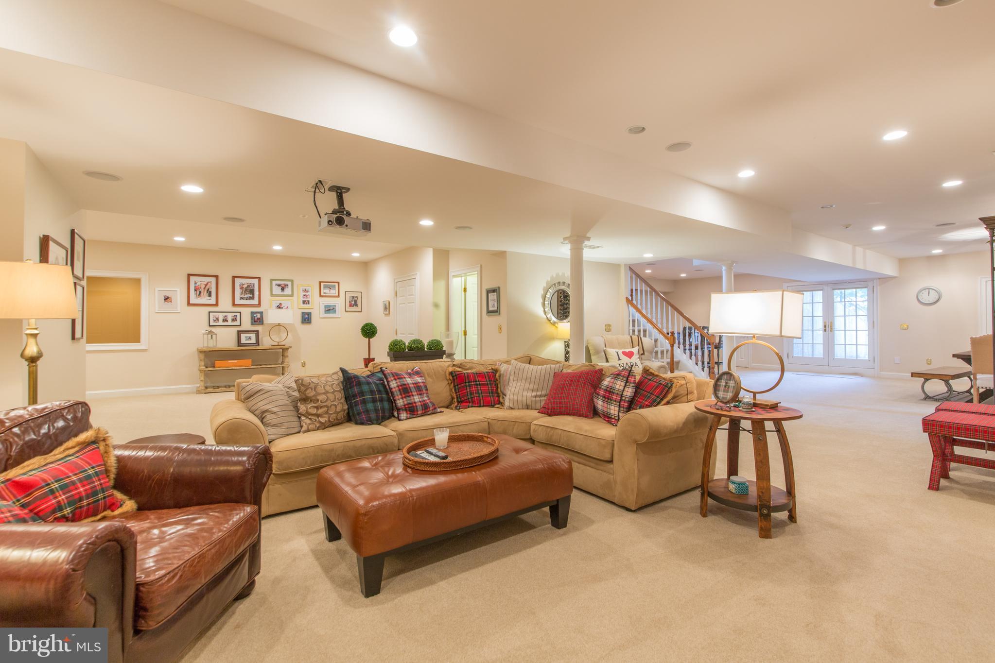 50 Woodhill Road Newtown, PA 18940 - Photo 25 of 43 Media area with built-in screen