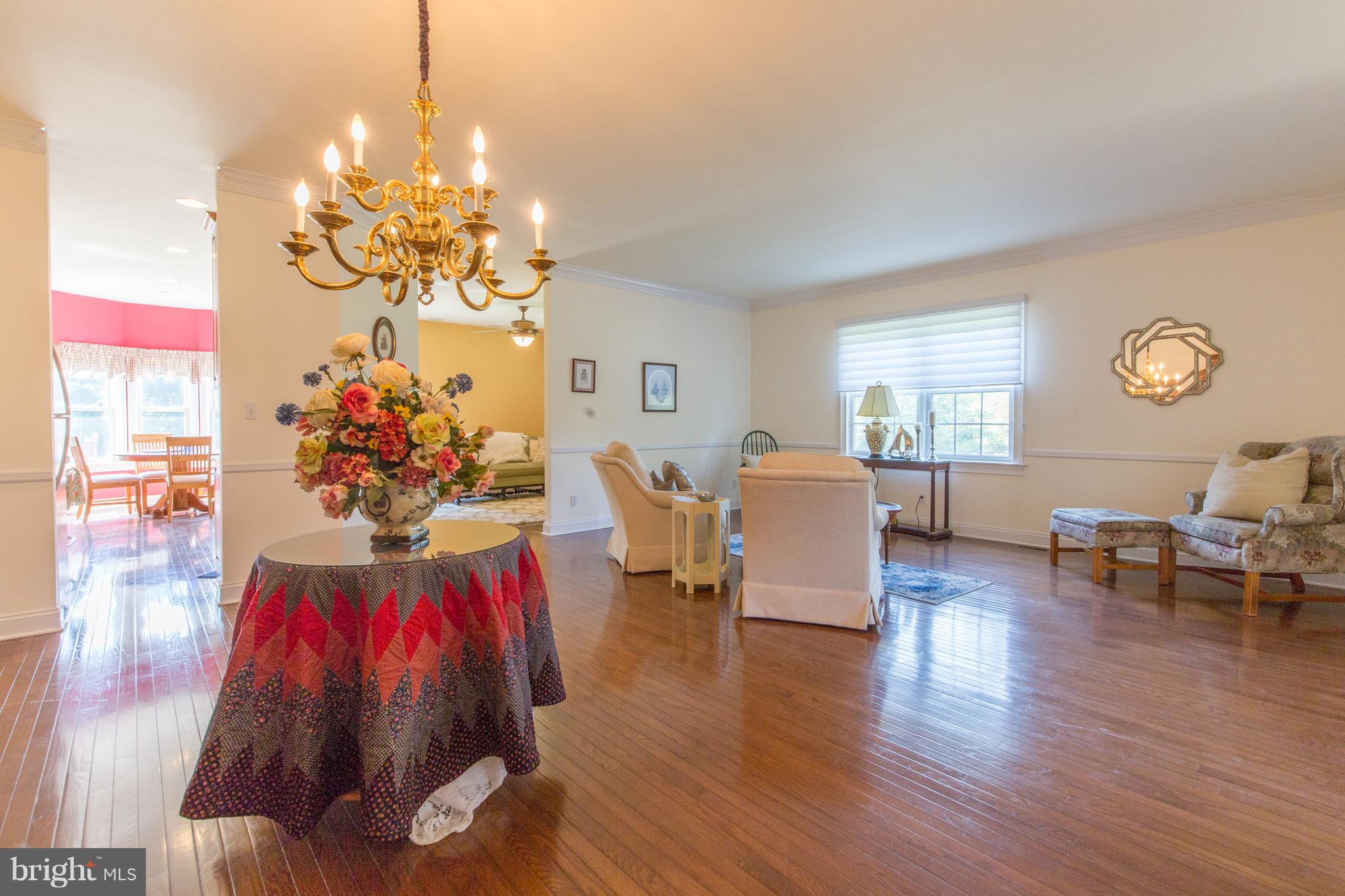 50 Woodhill Road Newtown, PA 18940 - Photo 34 of 43 Guest House Dining room