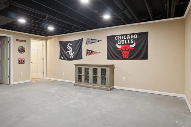 $490,000 | 51635 Fox Pointe Lane, Granger, IN 46530