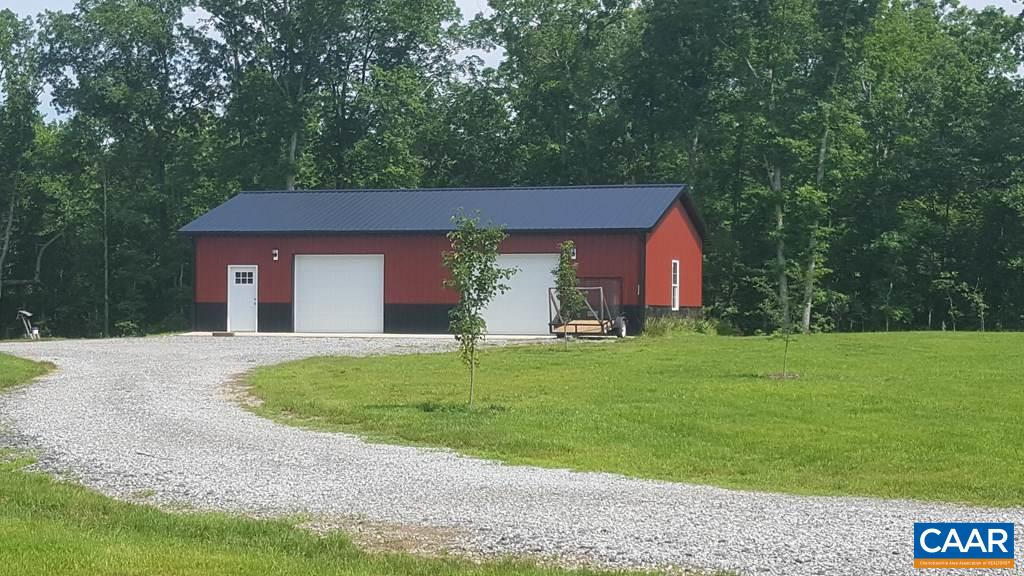 913 Plank Road Farmville, VA 23901 - Photo 16 of 16 a front view of a house with a yard
