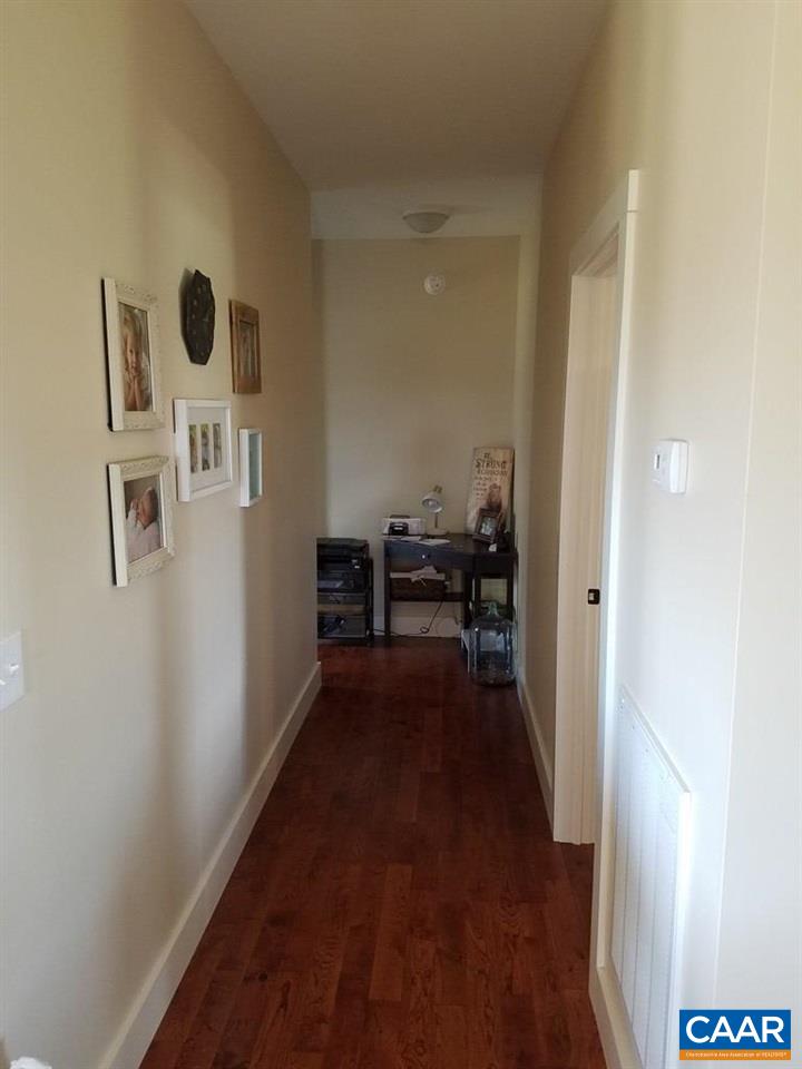 913 Plank Road Farmville, VA 23901 - Photo 7 of 16 a view of a hallway with workspace