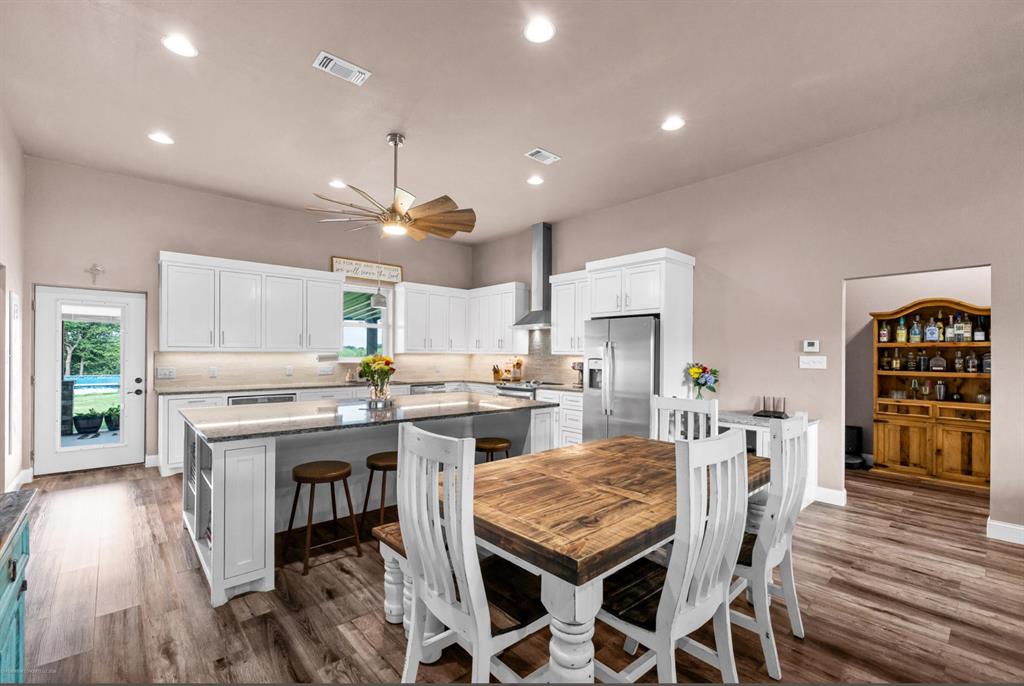 1500 Newberry Road Millsap, TX 76066 - Photo 8 of 40