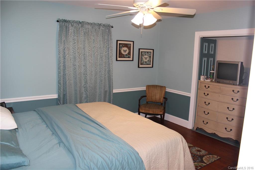 13031 Winget Road Charlotte, NC 28278 - Photo 15 of 24 Gallery Image 15