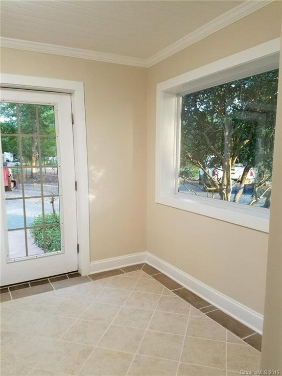 13031 Winget Road Charlotte, NC 28278 - Photo 9 of 24 Gallery Image 9