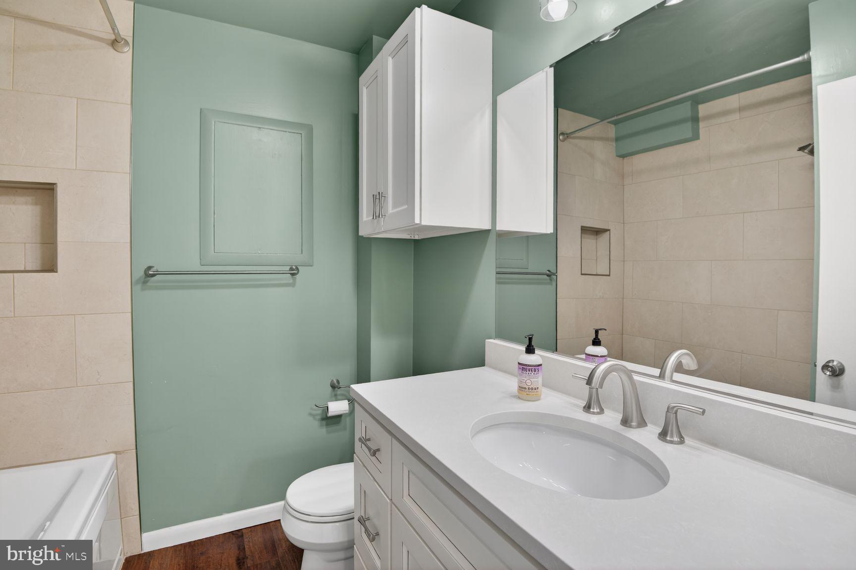 15800 Kerr Road Laurel, MD 20707 - Photo 20 of 58 Hallway Bath Remodeled w/ Jetted Tub