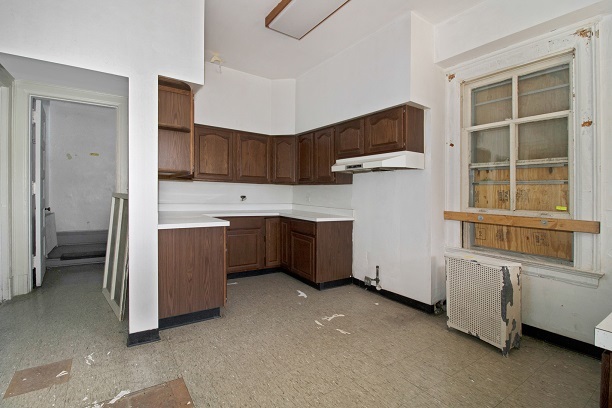 26 MacArthur Loop Highland Park, IL 60035 - Photo 13 of 47 a room with cabinets and a sink