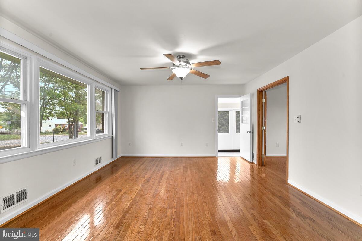 4705 Edgewood Road College Park, MD 20740 - Photo 8 of 38 Gallery Image 8