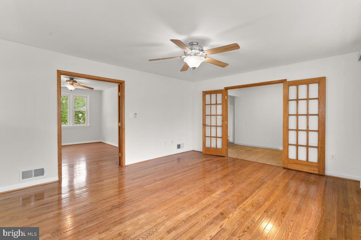 4705 Edgewood Road College Park, MD 20740 - Photo 9 of 38 Gallery Image 9