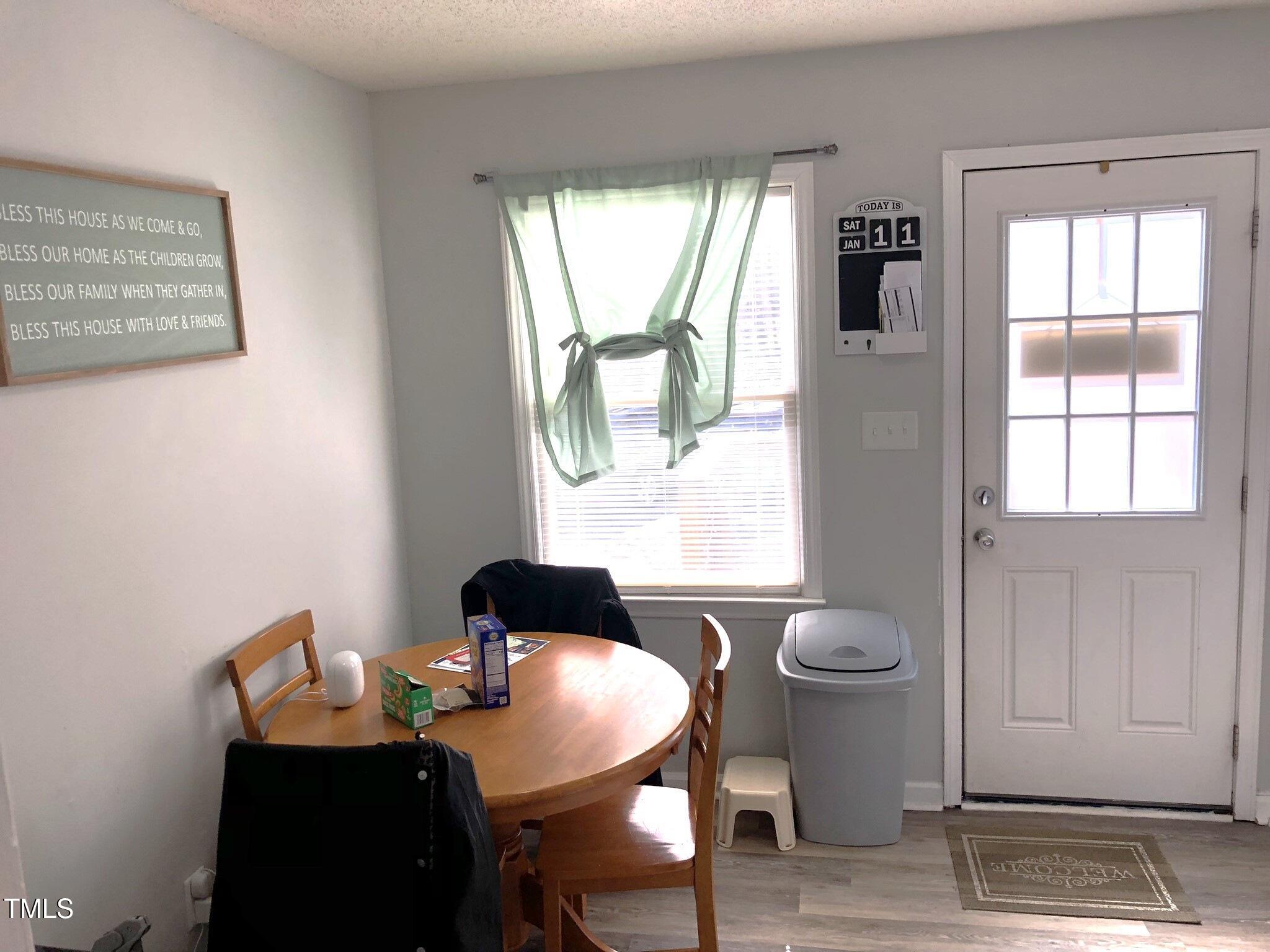 5320 Wayne Street Raleigh, NC 27606 - Photo 6 of 23 6- Unit A dining