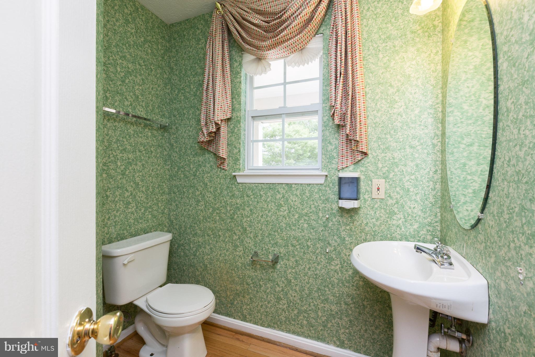3100 Needleleaf Lane Springdale, MD 20721 - Photo 12 of 28 Bath