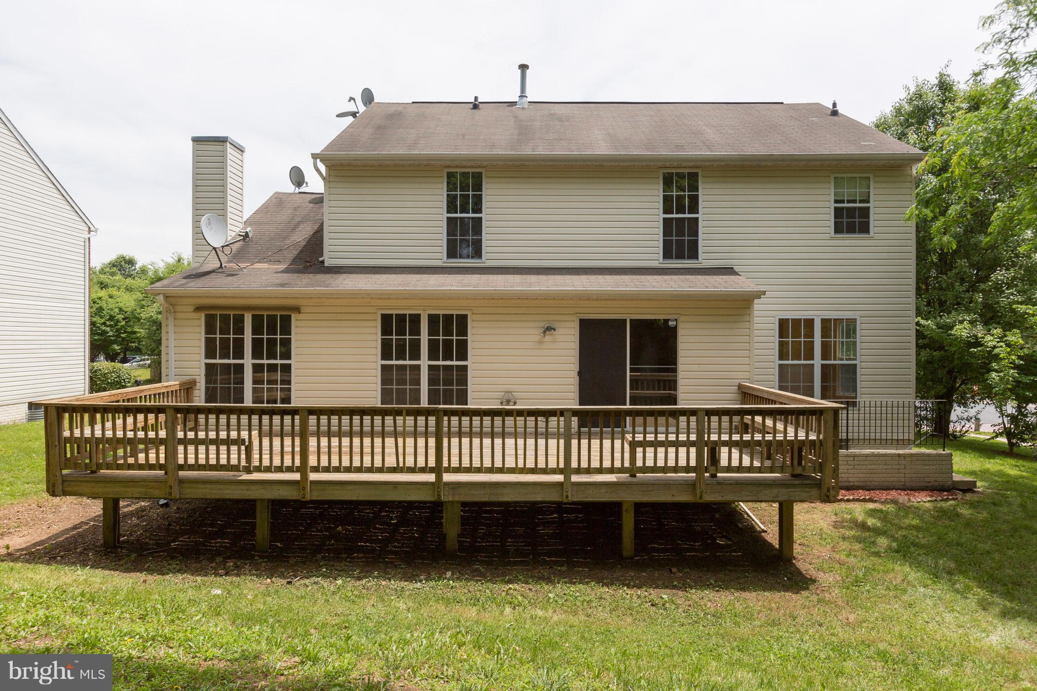 3100 Needleleaf Lane Springdale, MD 20721 - Photo 27 of 28 Exterior (Rear)