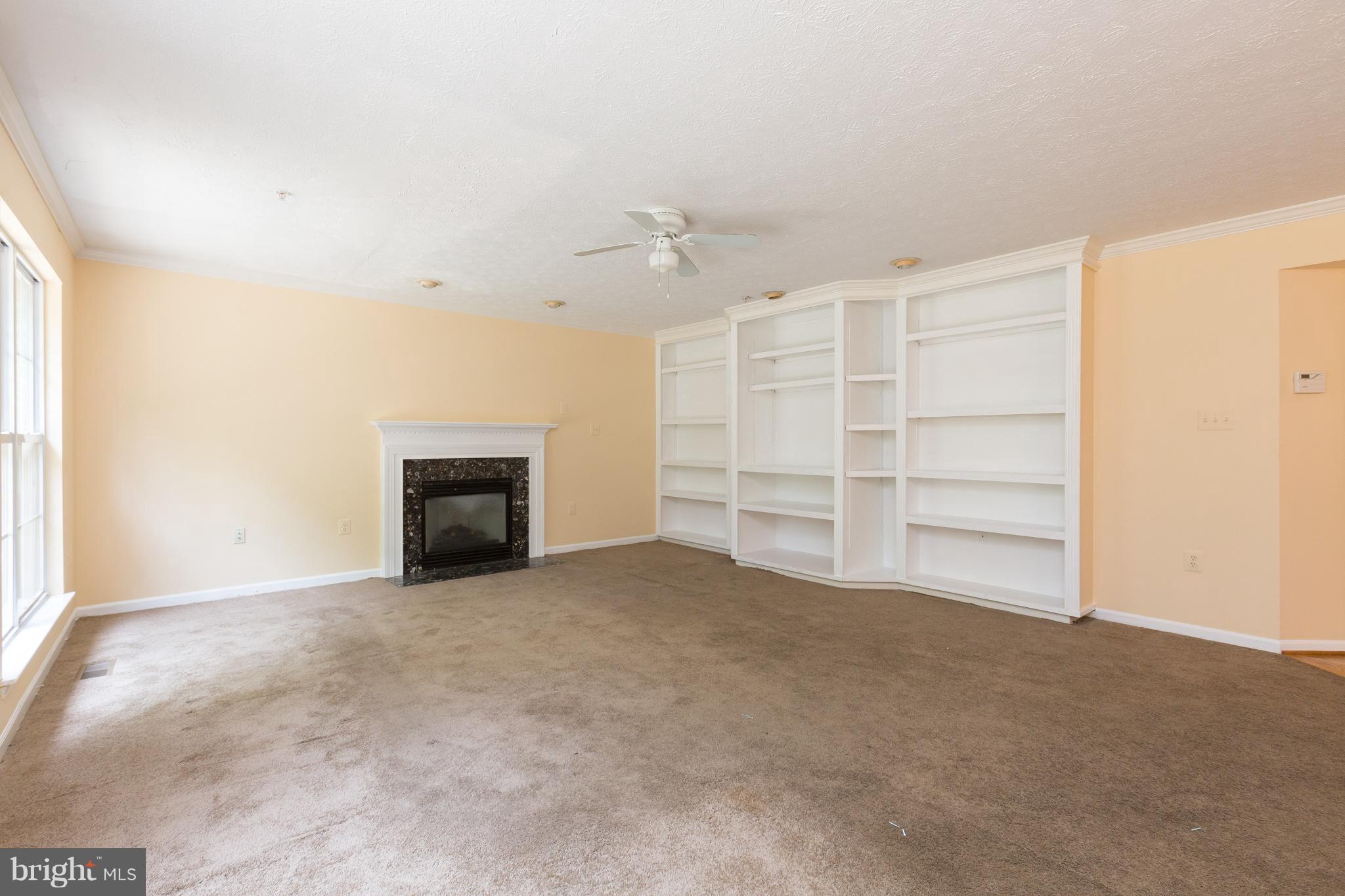 3100 Needleleaf Lane Springdale, MD 20721 - Photo 5 of 28 Family Room
