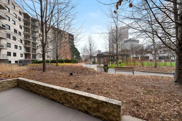 $2,450 | 1200 Nicollet Mall, Unit 218, Minneapolis, MN 55403