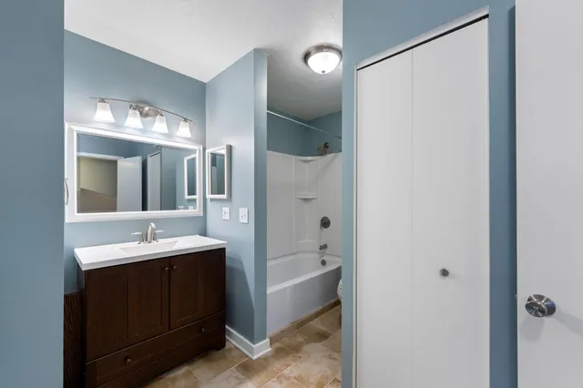 $2,450 | 1200 Nicollet Mall, Unit 218, Minneapolis, MN 55403