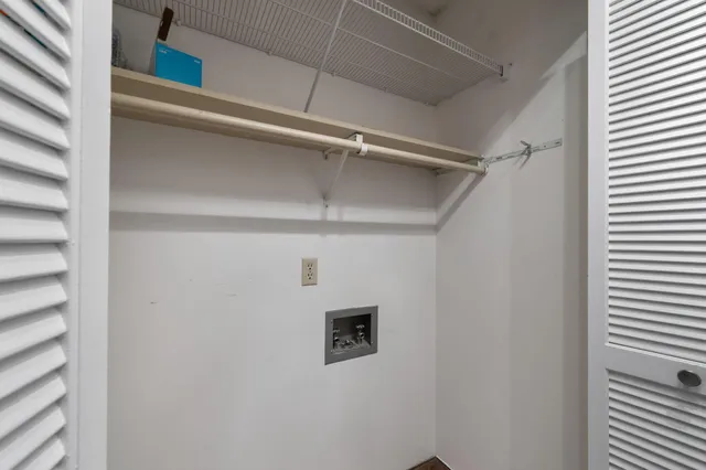 $2,450 | 1200 Nicollet Mall, Unit 218, Minneapolis, MN 55403