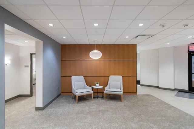 $2,450 | 1200 Nicollet Mall, Unit 218, Minneapolis, MN 55403