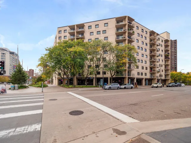$2,450 | 1200 Nicollet Mall, Unit 218, Minneapolis, MN 55403