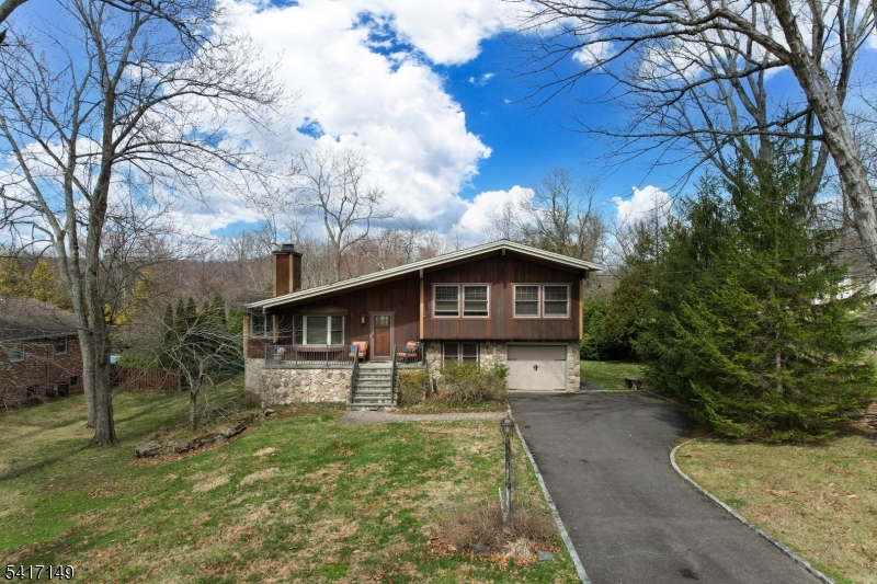 4 Greenbrier Road Green Brook, NJ 08812 - Photo 2 of 32