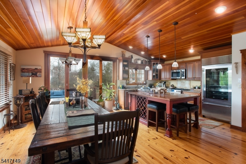 4 Greenbrier Road Green Brook, NJ 08812 - Photo 8 of 32