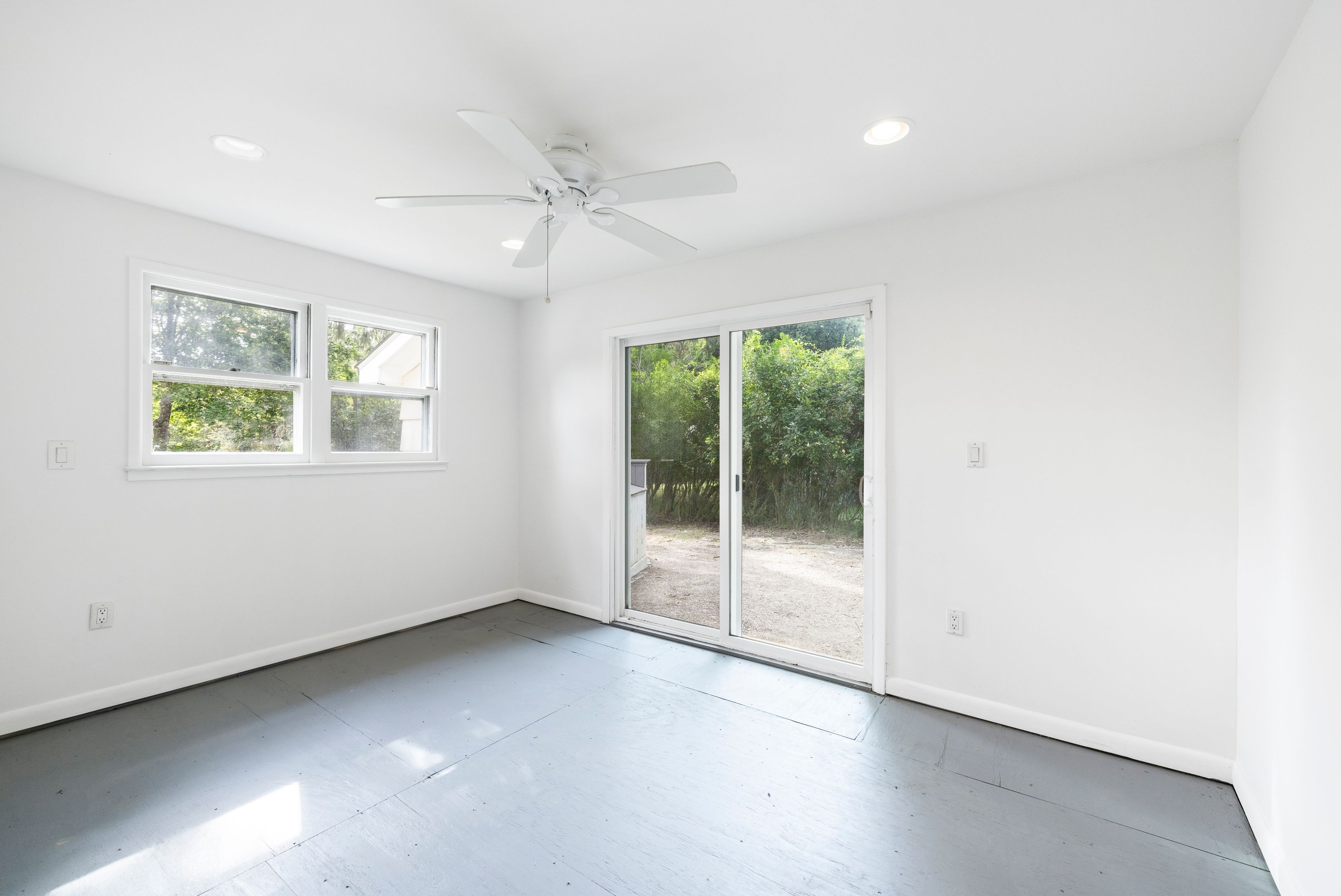 295 Tuckahoe Road Southampton, NY 11968 - Photo 15 of 18