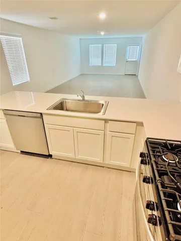 $1,895 | 1735 West Stroker Road, Crosby, TX 77532